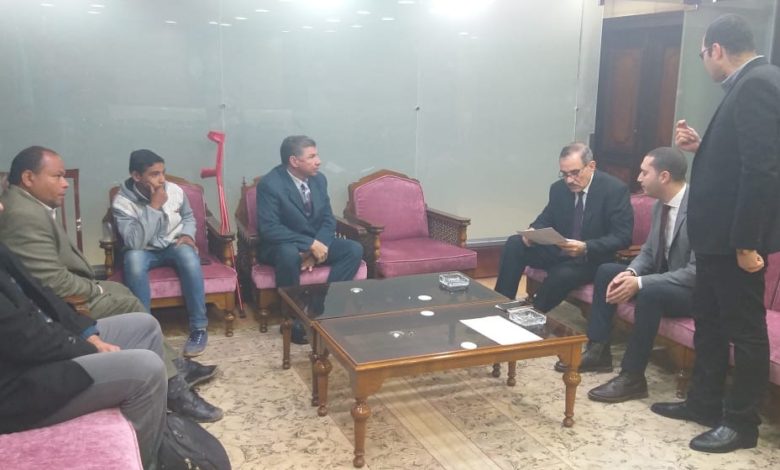 محافظ كفر الشيخ أثناء الاجتماع مع ممثلي ذوي الإعاقة