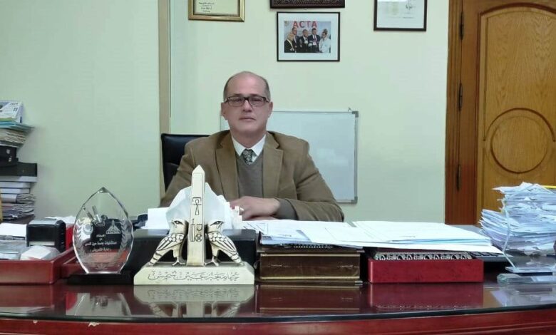 الدكتور أيمن صالح مدير مستشفيات جامعة عين شمس