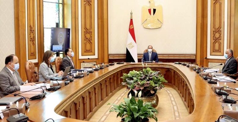 السيسي يوجه بالتوازن بين إجراءات كورونا وتماسك الاقتصاد وأولوية صحة المواطنين