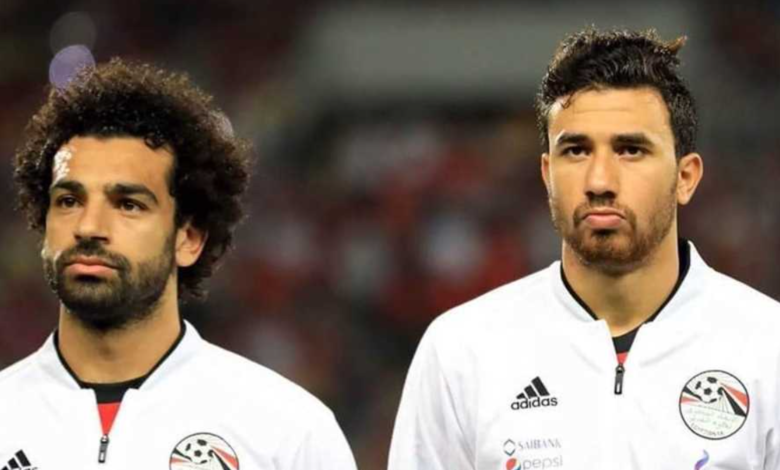 موعد مباراة أستون فيلا وليفربول .. تريزيجيه يواجه محمد صلاح