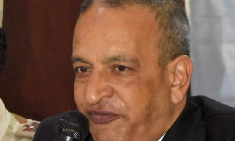 نبيل الديب يكتب .. مصداقية الحكومة وتطبيق القانون رقم لعام 2018