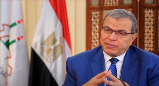 القوى العاملة تعيين 518 شابًا منهم 12 من ذوي الاحتياجات الخاصة