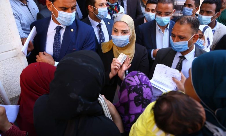 الجمع بين معاشين .. التضامن تدرس تعديل القانون للسماح للمرأة المُعاقة بتطبيقه