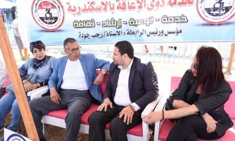 افتتاح أول شاطىء عام بالإسكندرية لــ ذوي الإعاقة