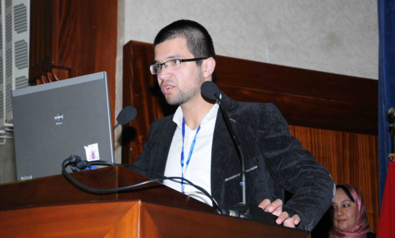 من ذوي طيف التوحد .. شاب مغربي يناقش الدكتوراه ورئيس الجامعة: أعطى درسًا في الإصرار والصبر
