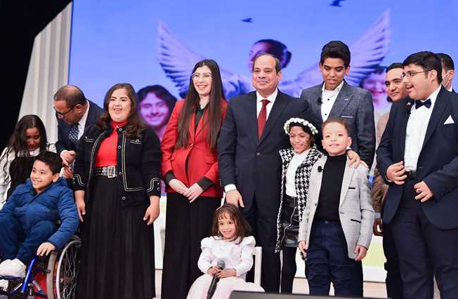 السيسي يحقق حلم الطفلة بسملة محمد