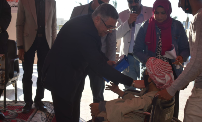 ذوي الهمم .. محافظ البحر الأحمر يعلن انتهاء قوائم الانتظار حتى ديسمبر 2021