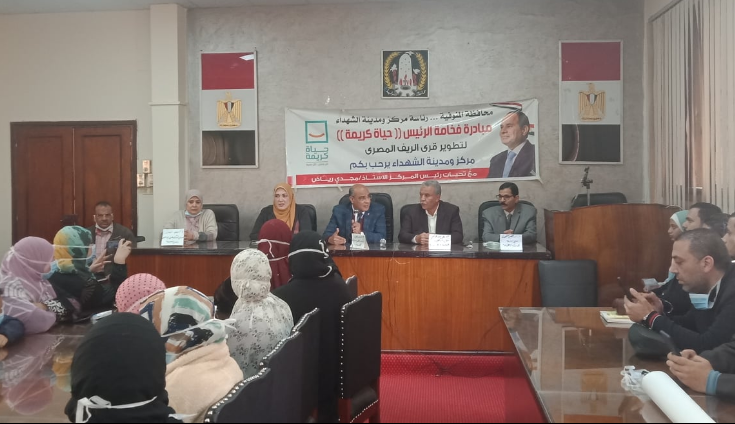 تعيين 365 شاباً ..وصرف  707 ألف جنيه للعمالة غير المنتظمة بأسوان