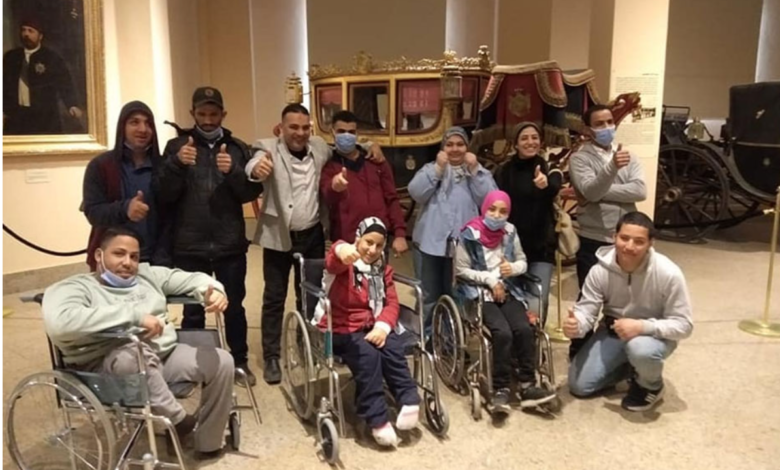 متحف المركبات الملكية ينظم زيارة لذوي الاحتياجات الخاصة