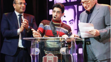 مخرج مصري من ذوي الهمم يفوز بجائزة أفضل فيلم بالقومي للسينما