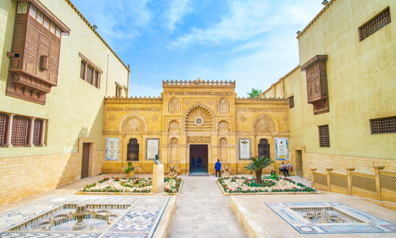 ذوي الاحتياجات الخاصة .. المتحف القبطي ينظم جولة لأصحاب الهمم