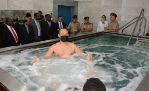 القوات المسلحة تنظم زيارة لمركز الطب الطبيعي والتأهيلي وعلاج الروماتيزم