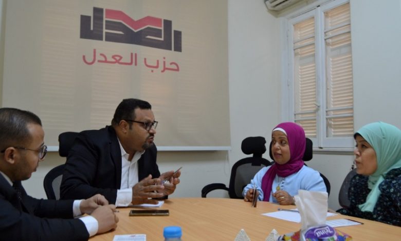 قصار القامة والأقزام.. حزب العدل يتبنى مطالبهم ويخصص لجنة لهم