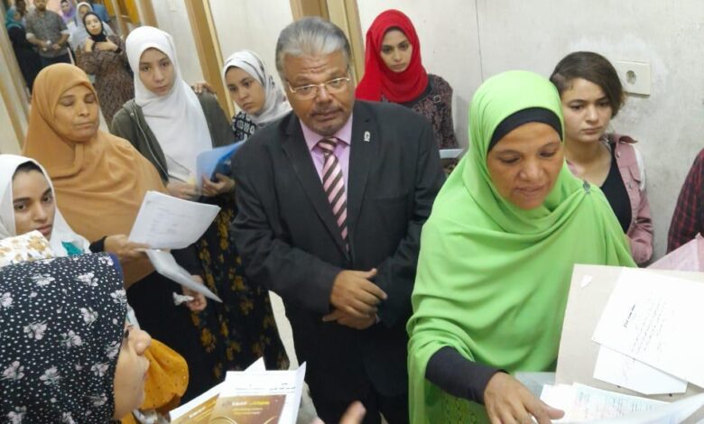 توقيع الكشف الطبى على الطلاب ذوي الإعاقة بجامعة سوهاج