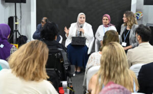 القباج تستمع إلى ذوى الإعاقة في مؤتمر المناخ وتعد بتعميم قواعد الاتاحة في كافة المواقع