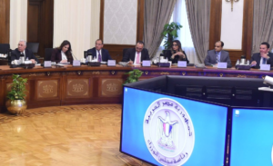 رئيس الوزراء بدء الترتيبات للإفراج عن كل السلع الموجودة في الموانئ لتحقيق توزان في الأسعار