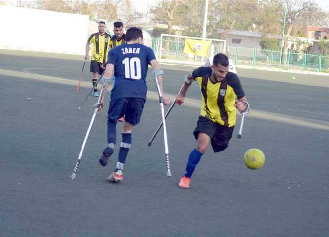 افتتاح أول بطولة كرة قدم  لـ أصحاب الساق الواحدة بحضور رئيس اللجنة البارالمبية المصرية