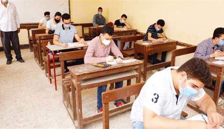 طلاب الشهادة الاعدادية