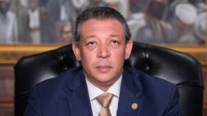 حازم عمر