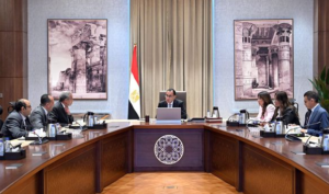 رئيس الوزراء يتابع تطوير المجمعات الاستهلاكية وبرنامج الشراكة مع القطاع الخاص