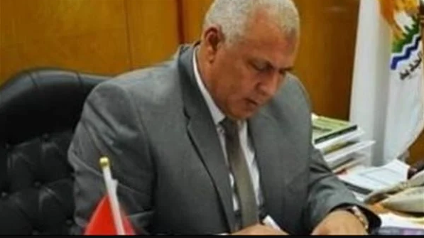بحث تظلمات ١٣٥ مُتقدِم للحصول على كارت الخدمات المتكاملة بالوادي الجديد (الأماكن)