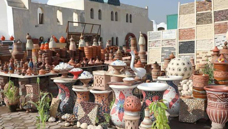 غداً،، بدء المدرسة الصيفية لذوي الاحتياجات الخاصة لتعليم فن الخزف وصناعة الفخار (التفاصيل)