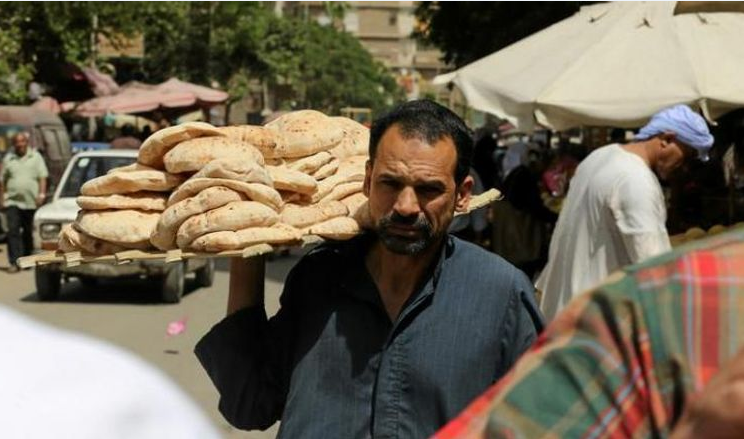 هل يرتفع سعر الخبز المدعم والسياحي بعد زيادة السولار؟ ،، شعبة المخابز تجيب