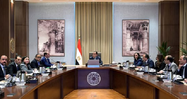 حزمة الحماية الاجتماعية،، رئيس الوزراء يناقش المقترحات لعرضها على الرئيس