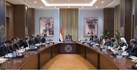 رئيس الوزراء يترأس اجتماع اللجنة العليا لضبط أسعار السلع والأسواق (تفاصيل)