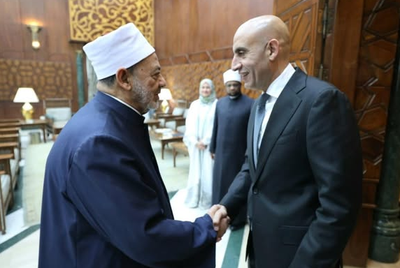 شيخ الأزهر ووزير التربية والتعليم يناقشان تضمين "وثيقة الأخوة الإنسانية" في المناهج التعليمية